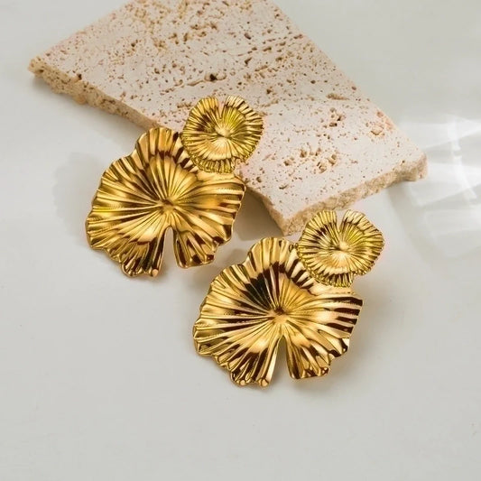 18k Gold Plated Retro Fleur Drop Earrings