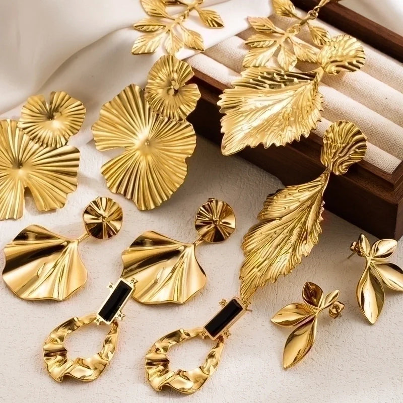 18k Gold Plated Leave Fleur Drop Earrings