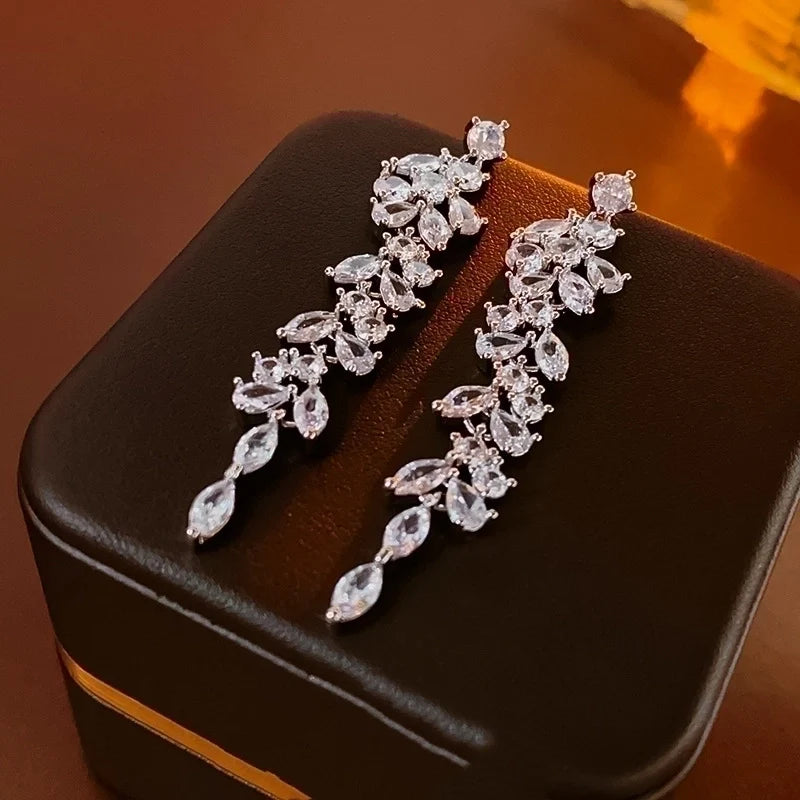 Cascade de Lumière Drop Earrings