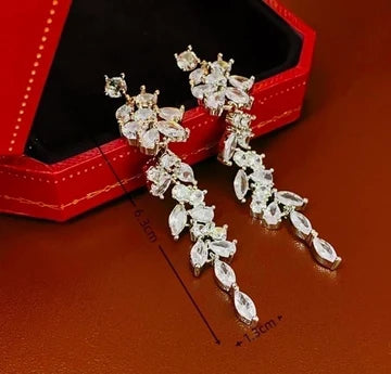 Cascade de Lumière Drop Earrings