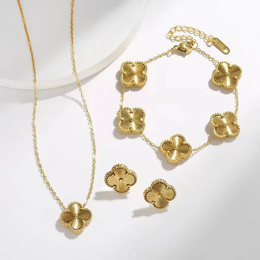 Flower Stainless Steel 18K Gold Plated Necklaces